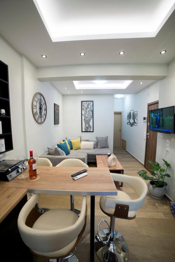 Luxurious Apartment In The Heart Of Town ! Loutráki Exteriér fotografie