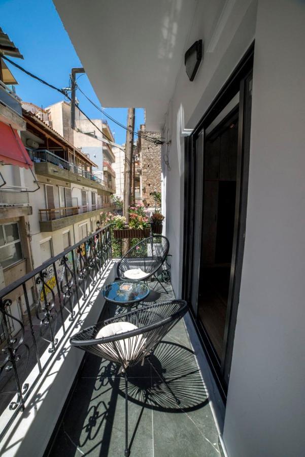 Luxurious Apartment In The Heart Of Town ! Loutráki Exteriér fotografie