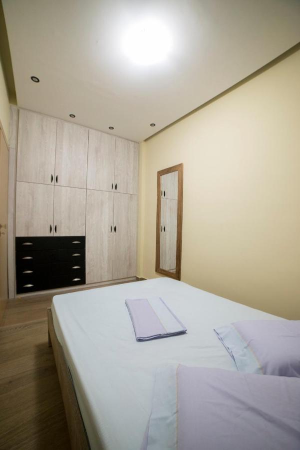 Luxurious Apartment In The Heart Of Town ! Loutráki Exteriér fotografie