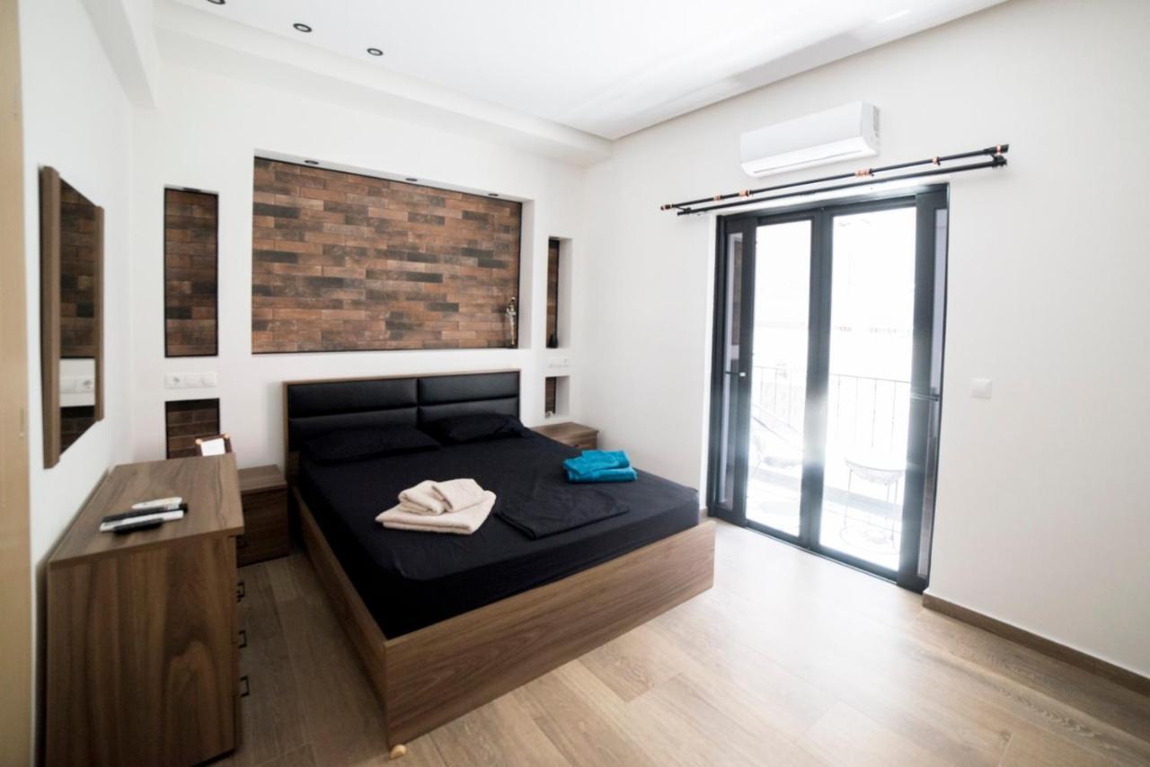 Luxurious Apartment In The Heart Of Town ! Loutráki Exteriér fotografie