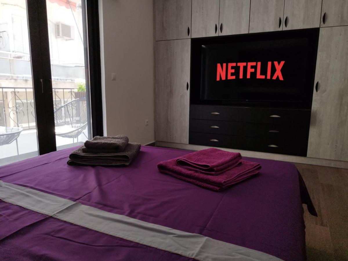 Luxurious Apartment In The Heart Of Town ! Loutráki Exteriér fotografie